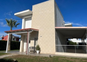 3 Stanze da Letto, 7 Stanze, Villa, Vendita, Via Charles Le Corbusier, 2 Bagni, ID Elenco 2704, Lecce, Puglia,