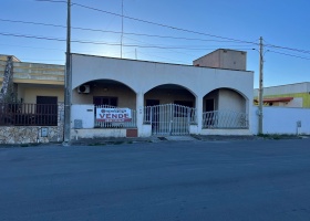 3 Stanze da Letto, 6 Stanze, Villa, Vendita, Via Nocco, 1 Bagni, ID Elenco 2716, Lecce, Puglia,
