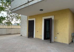 2 Stanze da Letto, 4 Stanze, Appartamento, Vendita, Via E. Milinanni, 1 Bagni, ID Elenco 2757, Puglia,